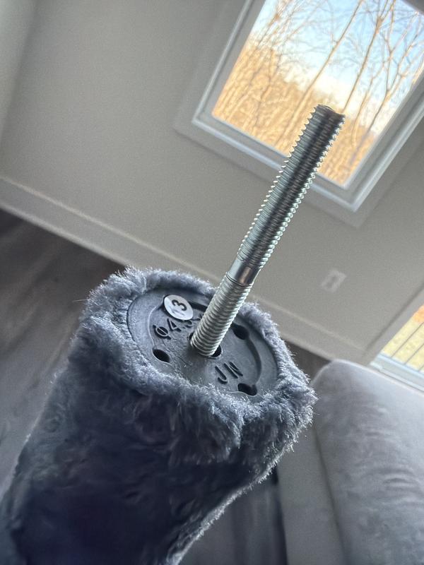 Screw doesn’t go all the way down into stump, ive tried on all different types of stumps and still doesnt work, just mis threaded