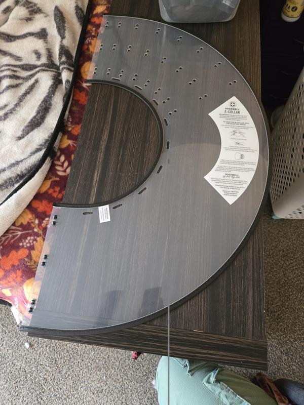 This is an X!L NOT THE SIZE SHOWN IN PHOTO! BARELY COVERS MY DOGS FACE AT ALL. NOTHING LIKE SHOWN