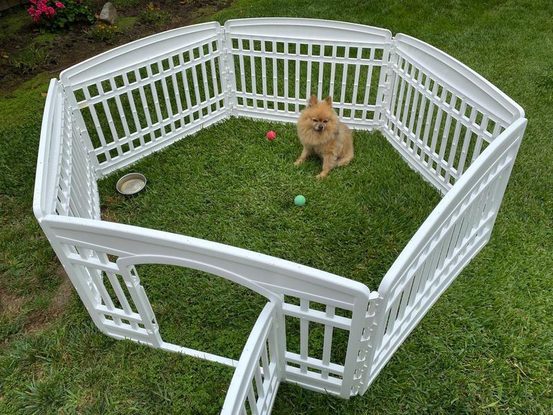 IRIS USA 46 Panel Dog Exercise Playpen with Door, 24in, White