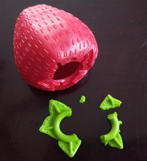 Voovpet Dog Ball Indestructible Strawberry Rubber Chew Treat