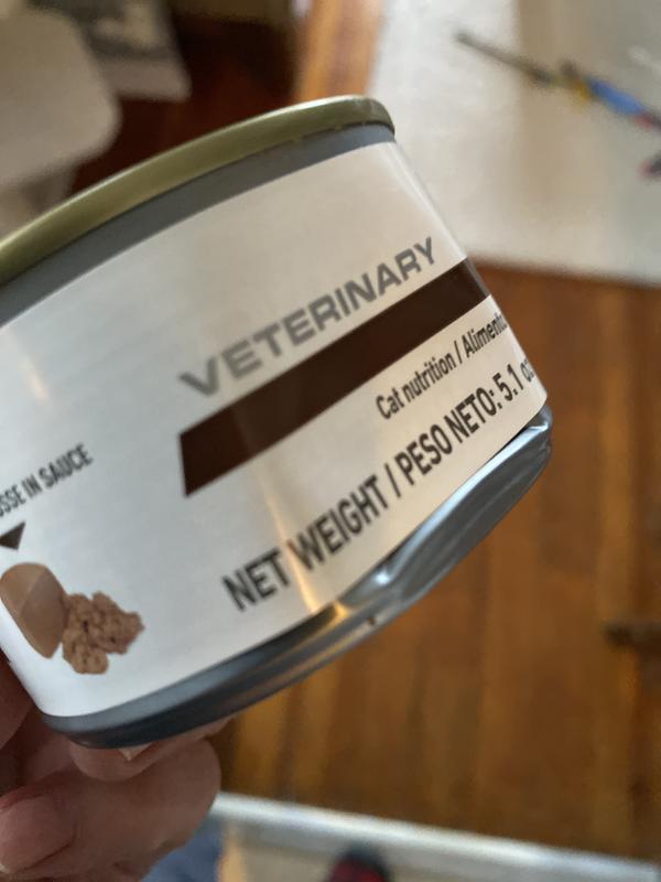 One example of how over a dozen cans arrived dented and unsafe.