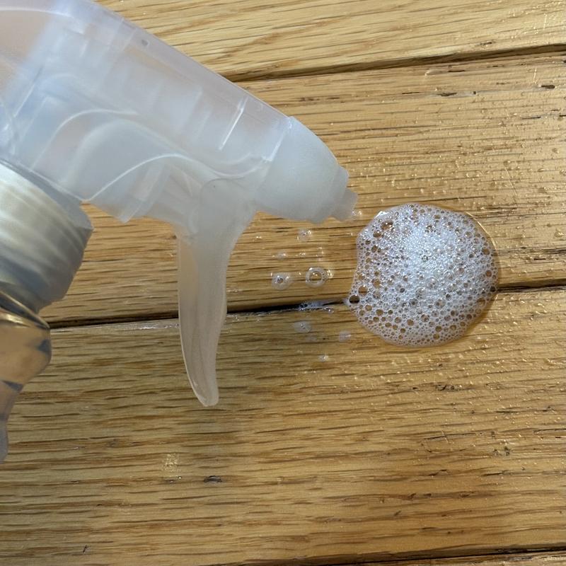 Sprays out as a foam, which I like