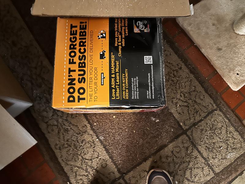 Arm &hammer showing split seam on the side