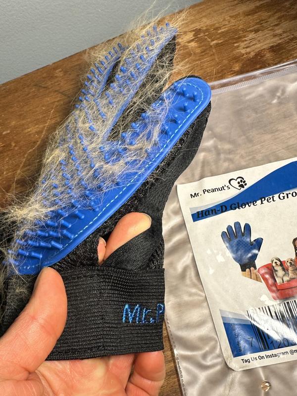 Mr. Peanut's Hand Gloves Dog & Cat Grooming & Deshedding Aid