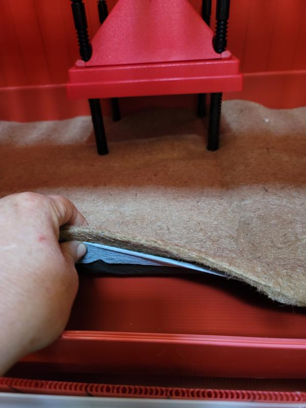 Easy access, well thought out tray for ease of cleaning, attractive, very sturdy - the velcro clasps are genius!