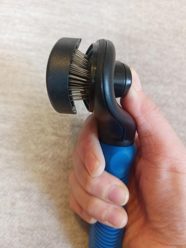 Brush when pressing button