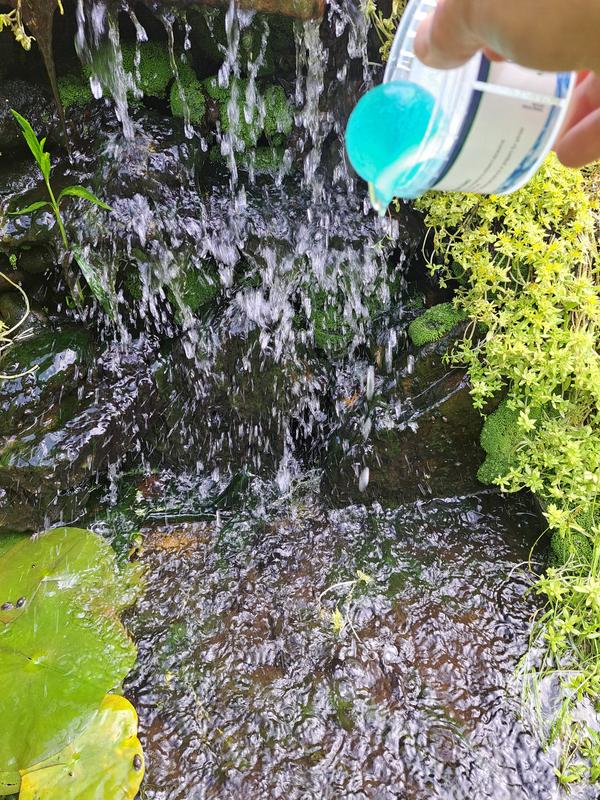 Simply pour contents in water