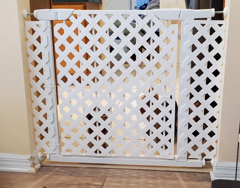 Lattice hotsell baby gate