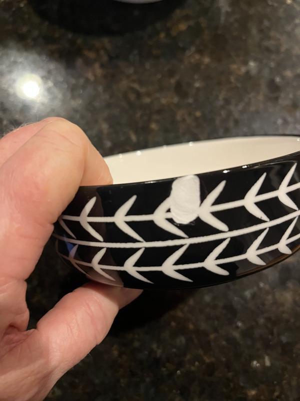 Here's the chip on the bowl.