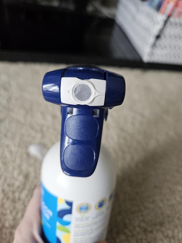 Sometimes my cats puke leaves a green/yellow stain behind even after cleaning but not with this cleaner!