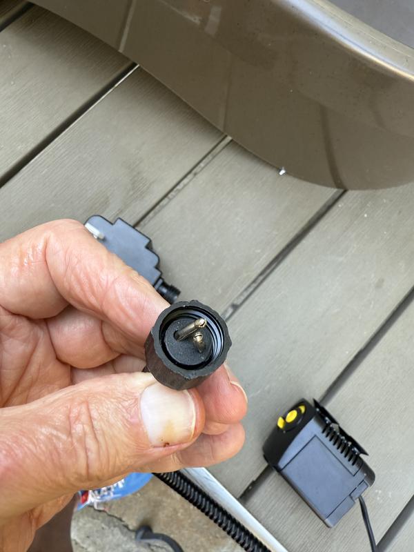 prongs bent and did not connect the low voltage adapt to the socket plug to make it work