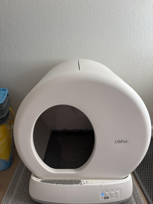 Awesome self cleaning cat litter box