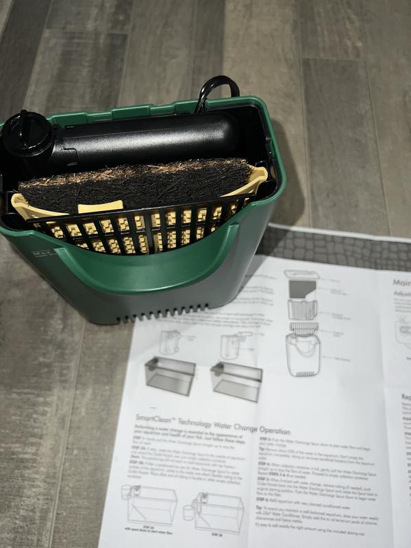 Interior set up of the filter. Easy to assemble