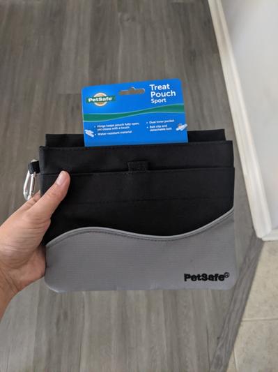 Petsafe mini hotsell treat pouch