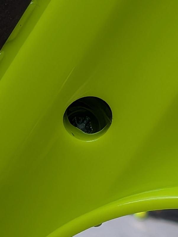 Broken screw housing