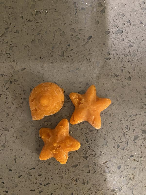 to prep ahead for small dogs you can use silicone ice cubev trays to make pumpkin treats!