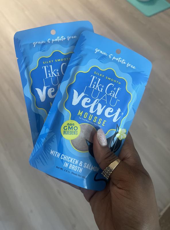 Couple of the pouches. Good size, nice texture.