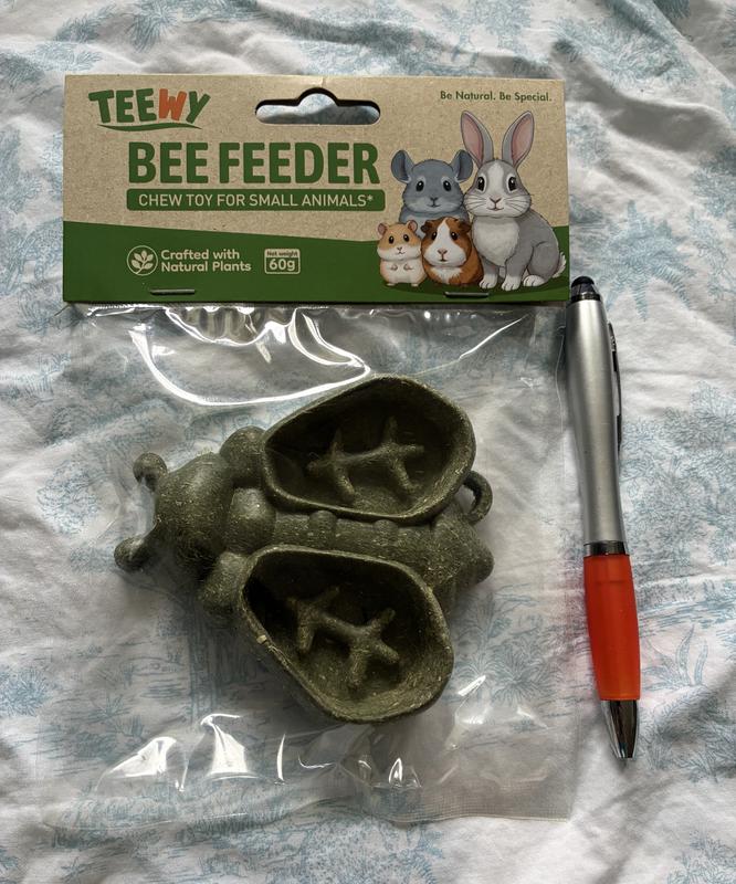 Pen for size
