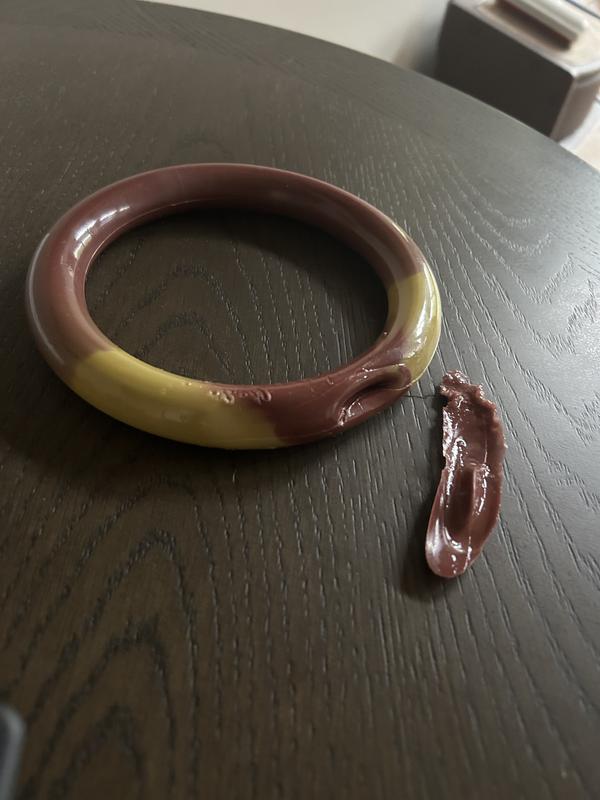 Piece chewed off after 2 minutes of chewing