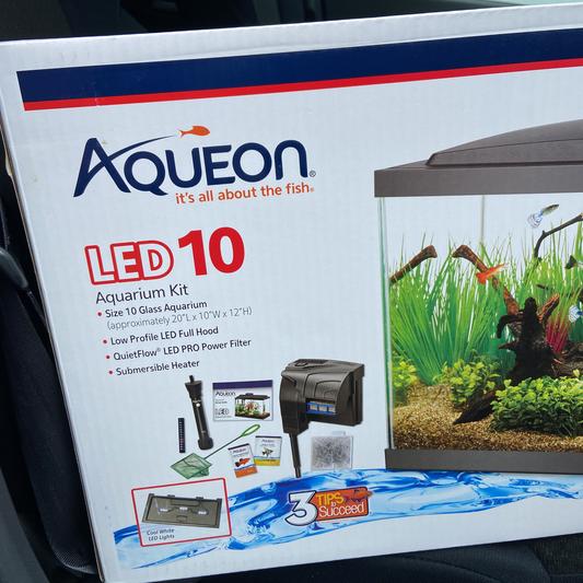 Aqueon Aquarium Fish Tank Starter Kit with LED India