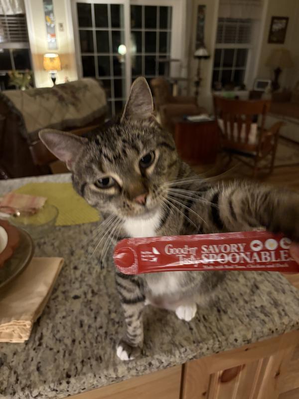 Stop teasing me, mom!