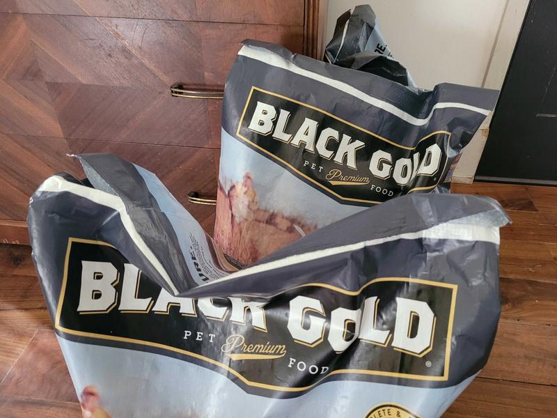 Black gold 2024 dog food ingredients