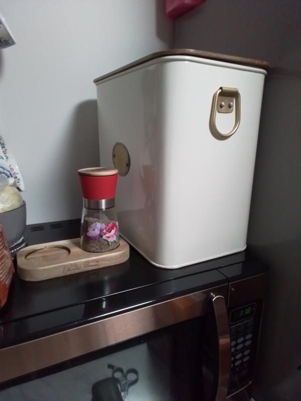 FRISCO Premium Airtight Dog & Cat Food Storage Canister with Scoop