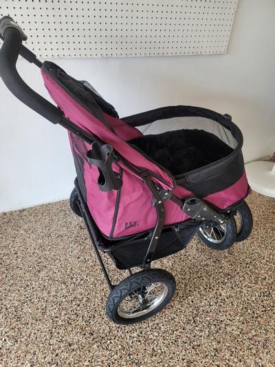 Pet gear no outlet zip double dog stroller