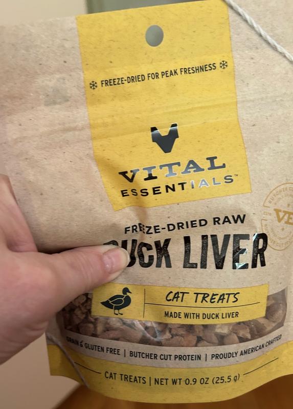 Vital Essentials Chicken Hearts Freeze-Dried Raw Cat Treats