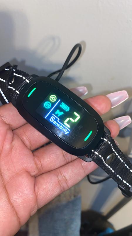 Very big screen so you can see exactly what settings your settings it on. It has five levels, one being the lowest five being the highest alerting sound vibration and a shock.