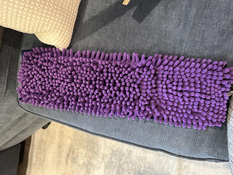 Purple, soft and fluffy microfiber pad