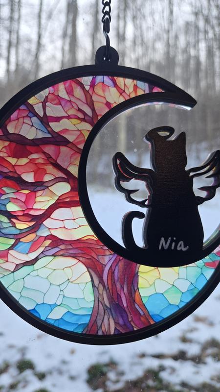 Close-up to see the personalizing