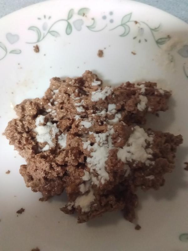 I mix it in with the wet food.