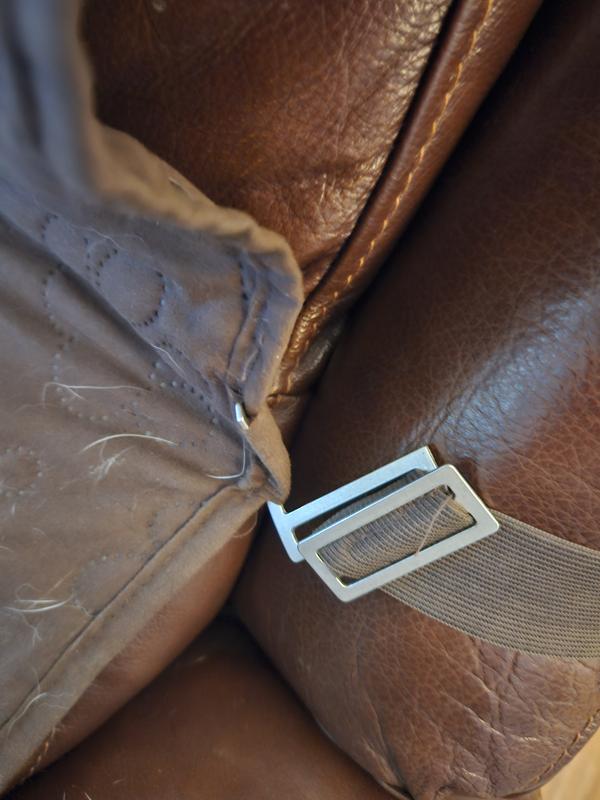 Flimsy bent back rest clip