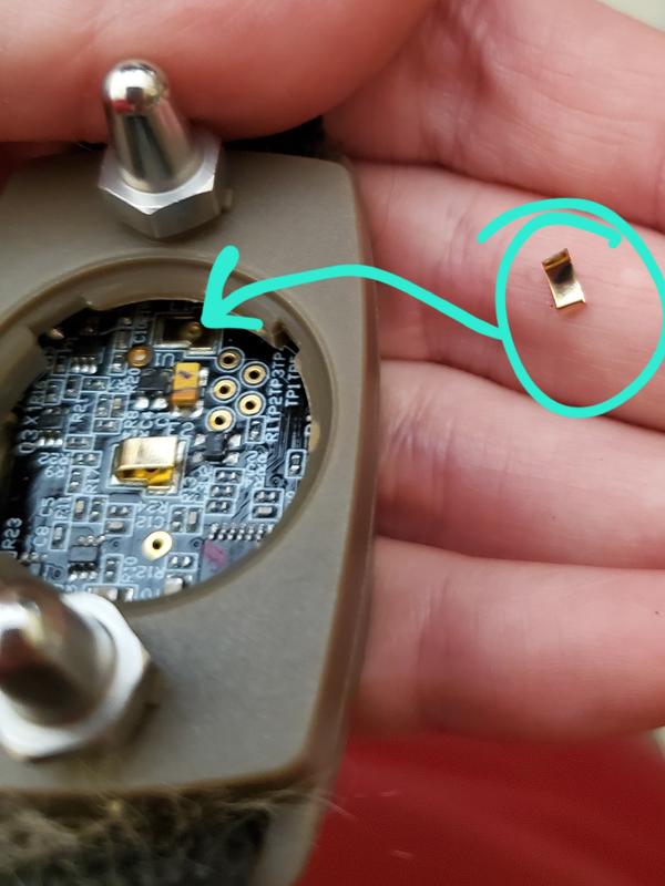 Metal thing that makes it work just fell out when I replaced batteries.