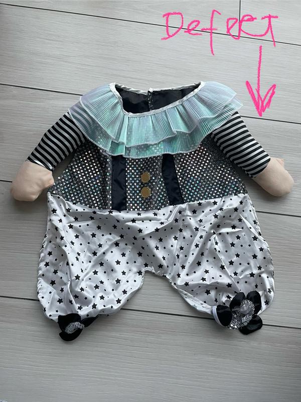 Right arm sewed in wrong direction