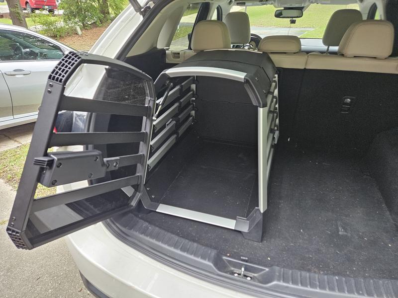 Door opens fully even when all the way to the side!