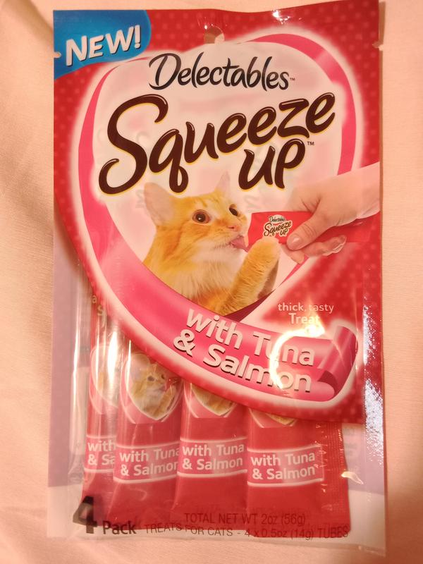 Delectables squeeze on sale up cat treats