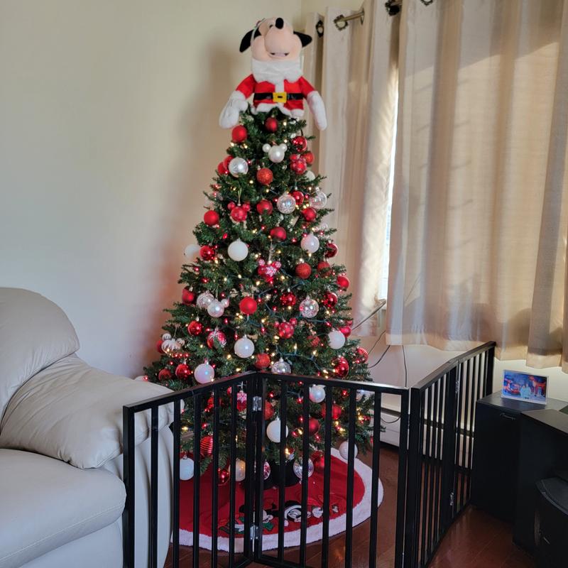 Tinker still finds a way to get to the tree