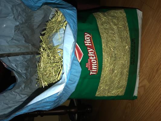 The entire 96oz bag is full of clippings and dust!