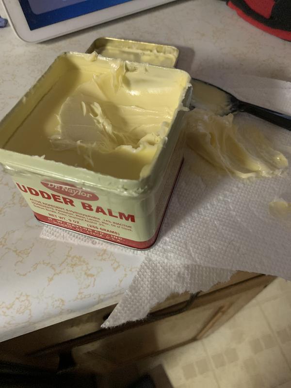 Silky Buttery type consistency but won’t liquify with the slightest amount of warmth like butter.