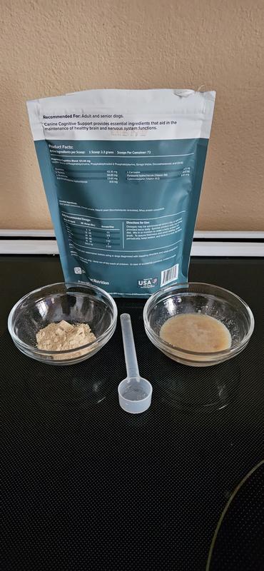 Back of packaging with 1 serving dry, 1 serving liquified with water.