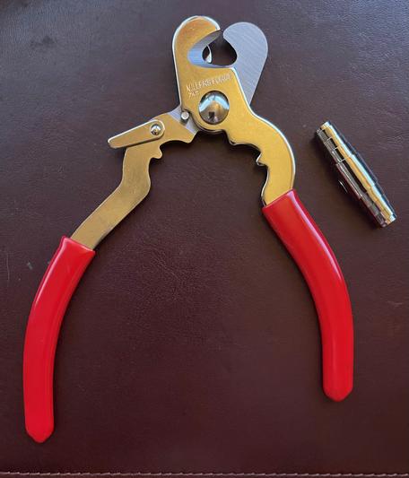 MILLERS FORGE Nail Clipper with Safety Stop