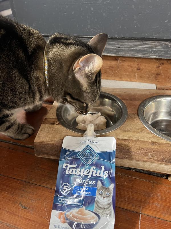 BLUE BUFFALO Tastefuls Adult Natural Purees Chicken Wet Cat Food