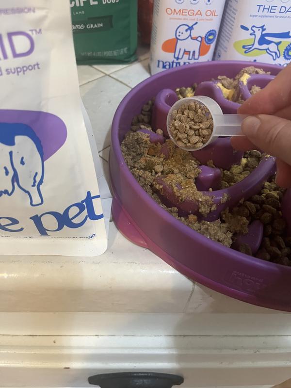 Added on top on wet food