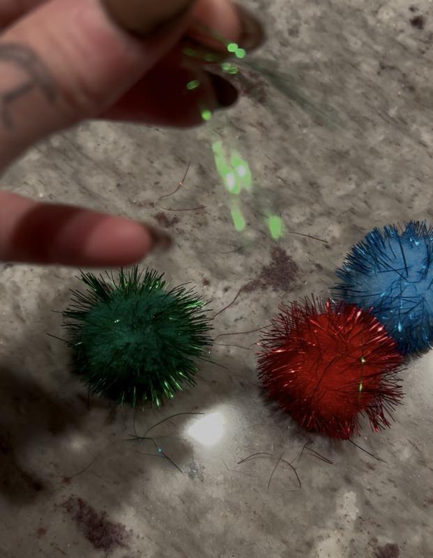 Easily removing the plastic strands with two fingers