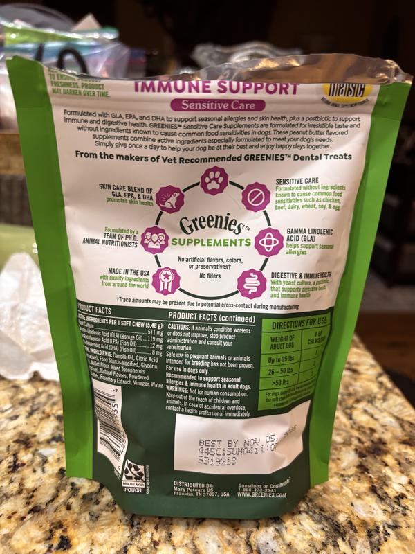 Probiotics and other special ingredients to support Max’s and Sheva’s sensitive systems.