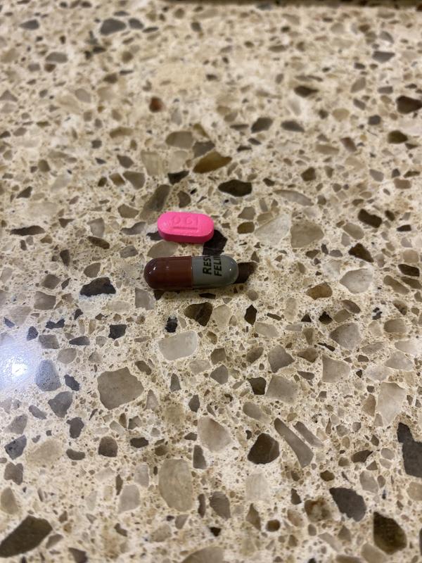 Size compared to a 25mg diphenhydramine (Benadryl)