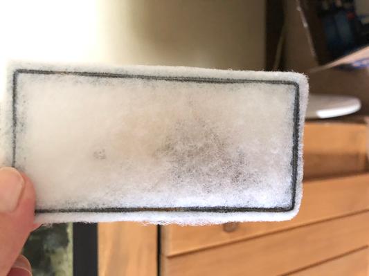 One side of these should be all black!!