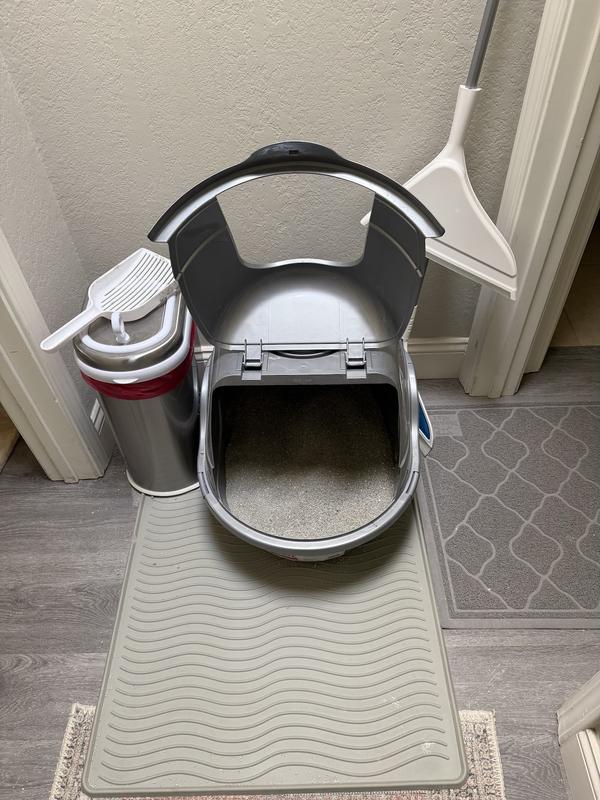 Litter stays on the mat!